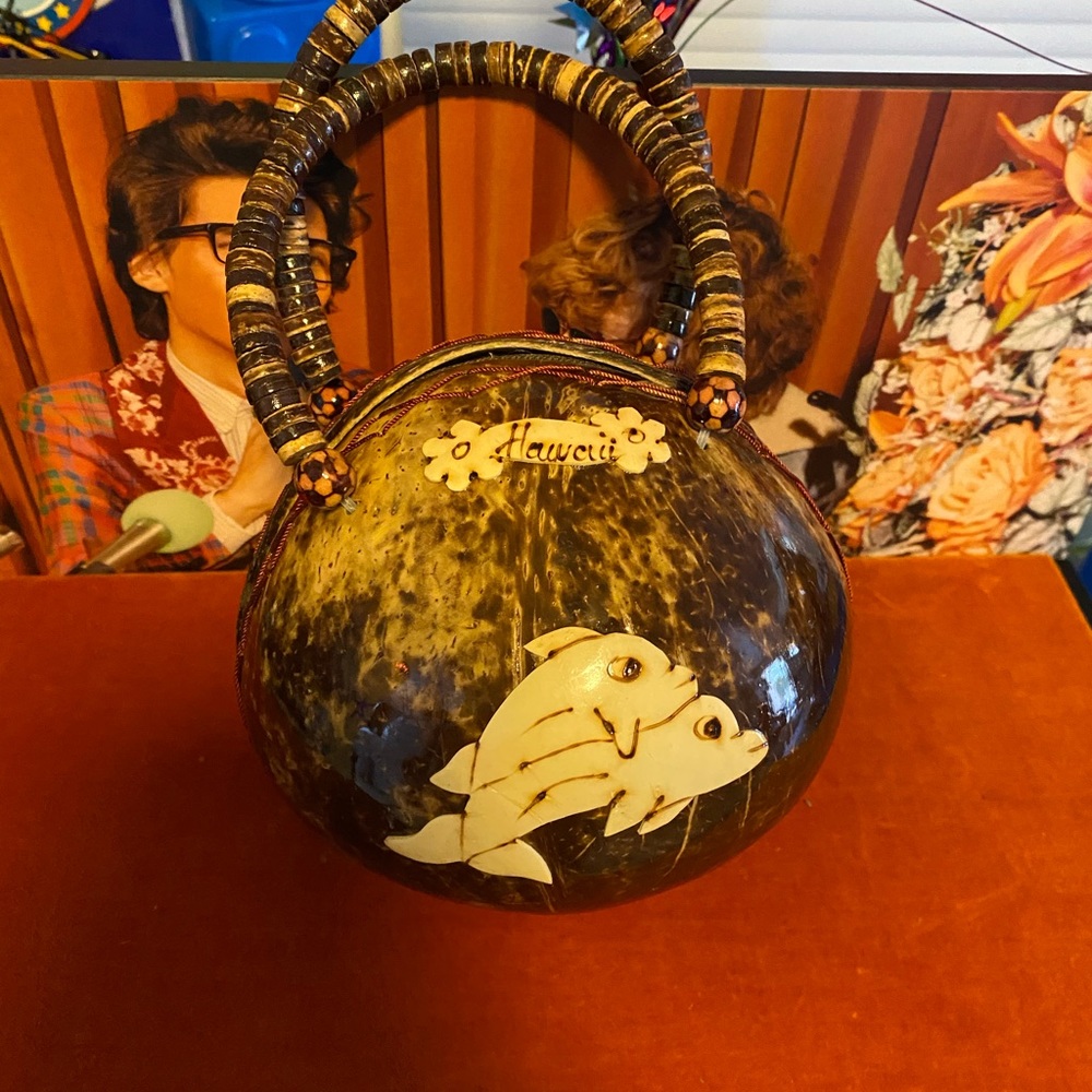 Authentic Coconut Shell Purse - Picture 5 of 6